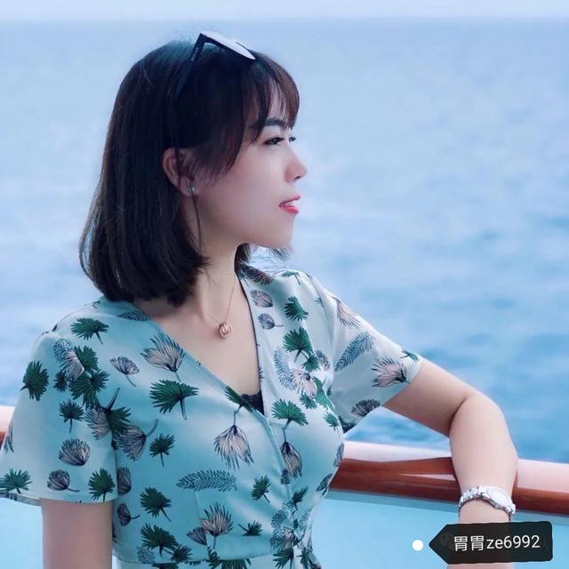 特朗普就是差她这样的无私奉献精神