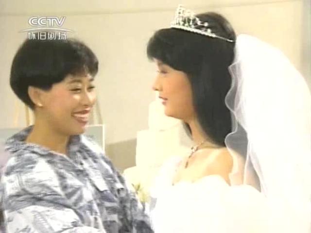 新加坡经典老片：表哥情场得意，事业失利