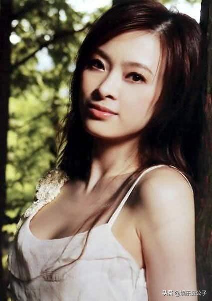 小S听闻刘真病逝噩耗泣不成声，网友感叹再也看不到刘真与小S斗舞