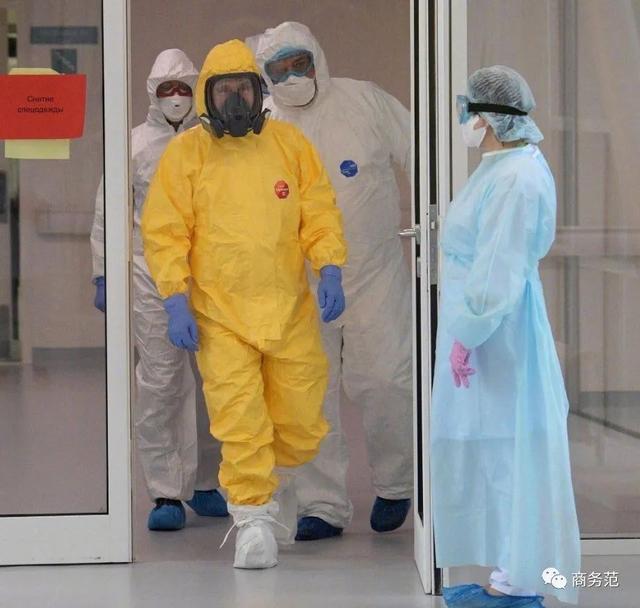 普京防护服里戴宝珀，最有权势男人们戴什么表？
