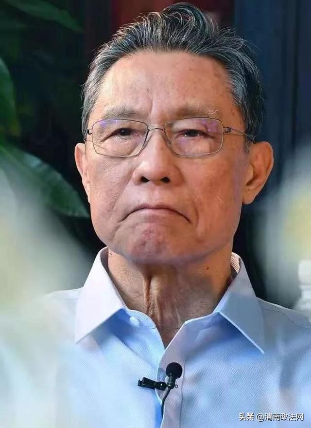 钟南山战疫60天全记录：会议开到一半 接电话就赶去武汉