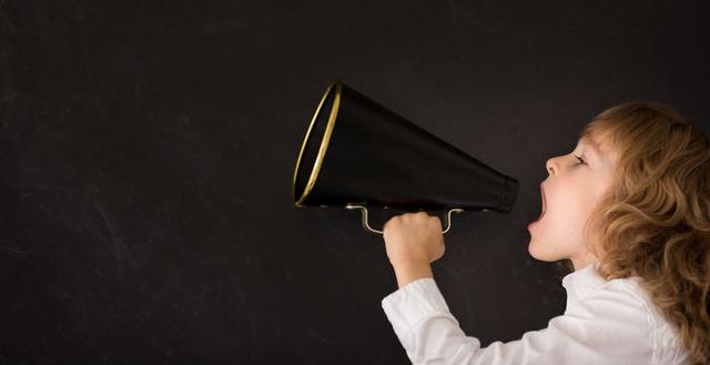 物流大瘫痪VS疯狂招人的亚马逊：疫情下跨境行业人的挣扎与出路