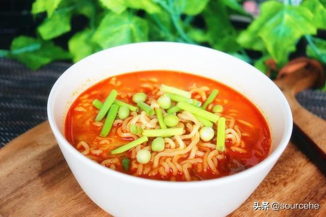 十大网红泡面，8个国家46种口味，连吃一个月都不腻的秘笈