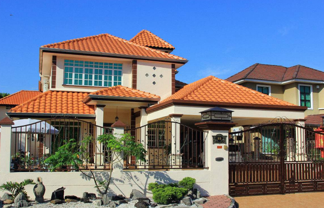 马来西亚东马古晋的房屋尤其好，家家都像别墅，越往南就越富裕