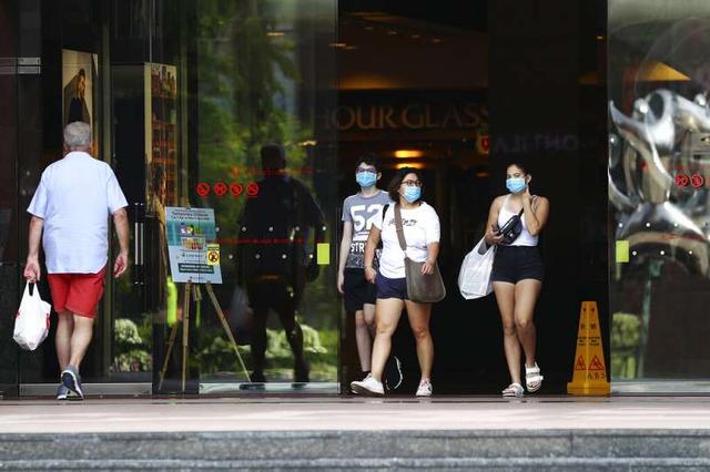 新加坡新冠肺炎形势告急，防疫模范如何沦为东南亚最惨国家？