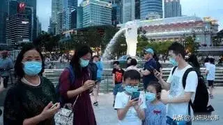 新加坡某学校开学两天，己感染20人，千万不能轻视疫情！