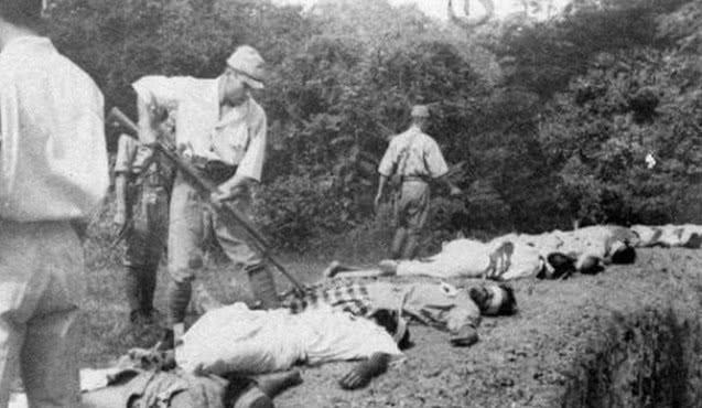 连教科书都不忍收录的真实二战照片，日本人的残忍暴行令人发指