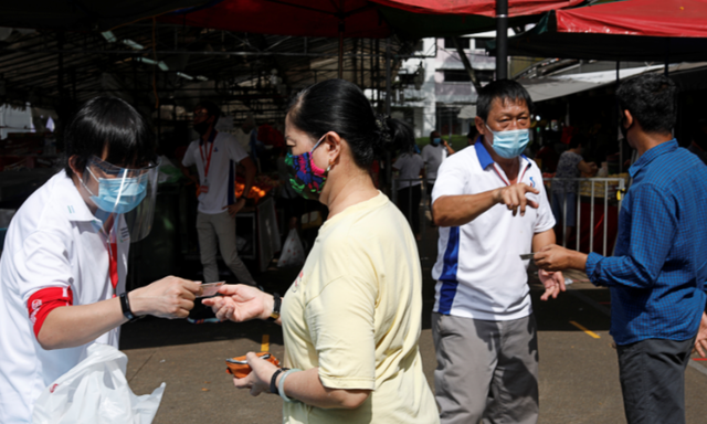 连续4天确诊破千！新加坡航空16人染疫