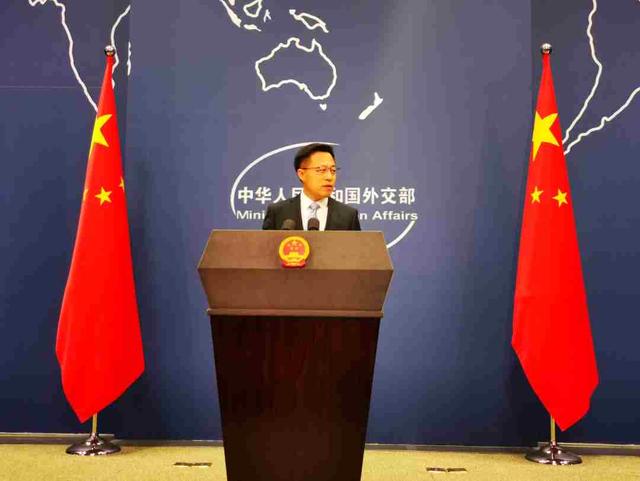 时隔一个月，赵立坚再次主持外交部记者会