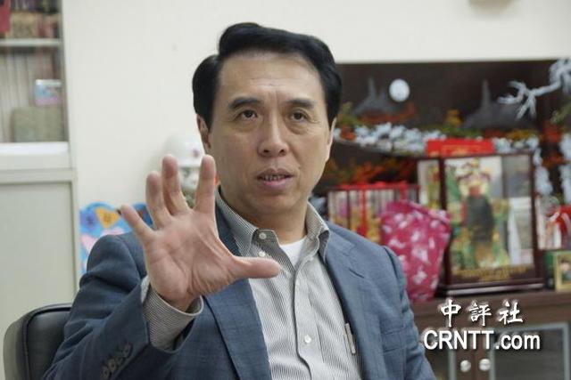 陈学圣再呛蔡当局：劫持新加坡口罩！准备放弃新加坡了吗？