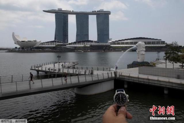 新加坡本土感染病例增加 总理吁民众尽量呆在家中