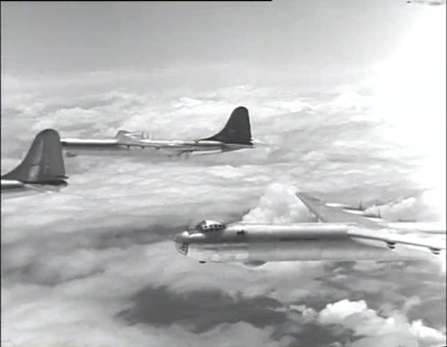 美国空中燃油补给站-同温层油船-KC-135空中加油机