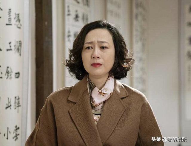 21岁一剧成名，25岁嫁“乒乓王子”江嘉良，57岁成“母亲专业户”