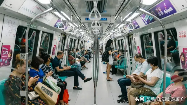 李显龙：莫乱跑，感染病毒不得了；留在家，国人都会赞你好