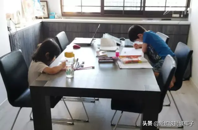 新加坡“封城”第3天，大伙儿在家都被逼成什么样了？哈哈哈~
