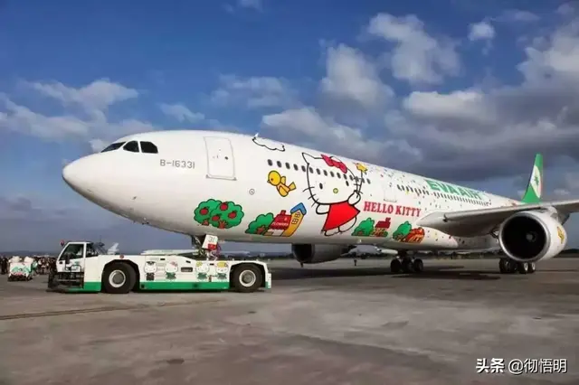 这8家独具特色的航空公司你坐过吗，竟然还有泳装空姐和空中按摩
