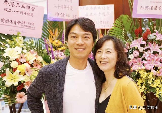 21岁一剧成名，25岁嫁“乒乓王子”江嘉良，57岁成“母亲专业户”