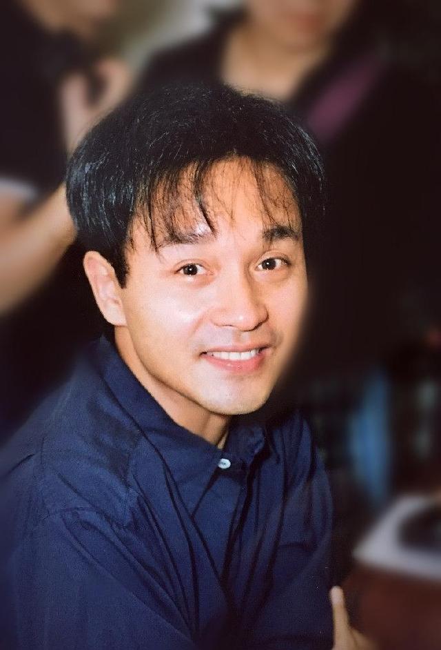 这么多人怀念张国荣，到底是为什么？某网友的答案获得23000个赞