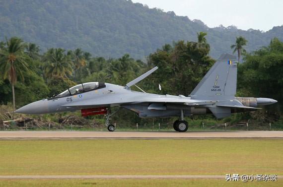 苏-30外销系列中最强的型号是苏-30MKM，一共只有18架，战力强悍