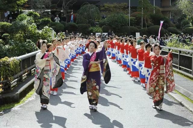 盘点世界各国五一劳动节的庆祝习俗