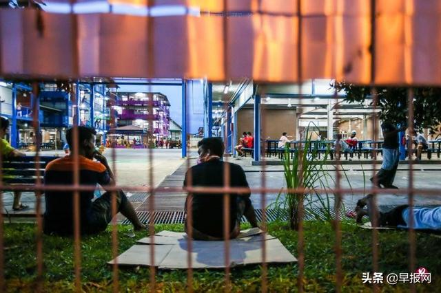 新加坡新增病例单日新高 病例占总数一半的客工宿舍成关键