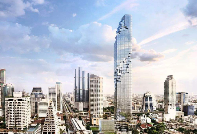 泰国大楼耗资46亿建设，却被评价“太丑”，夜晚亮灯后完全惊艳了