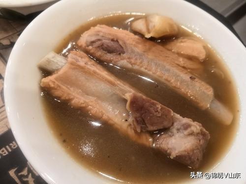 美味推荐，炒板栗，泡椒炒鸡胗，毛豆烧丝瓜，家常回锅肉