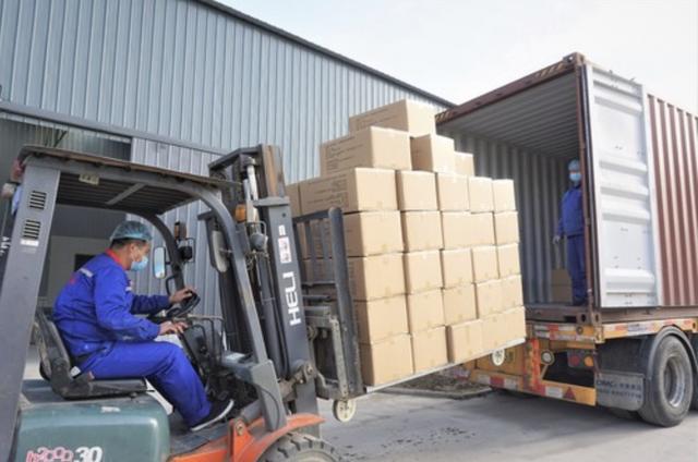 山西：扶贫车间“虫料理”出国记