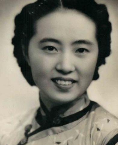两人一见钟情，婚后却因育儿方法产生矛盾，最终爱人成为仇人