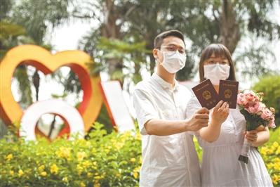 疫情下的婚庆 在等待中求变