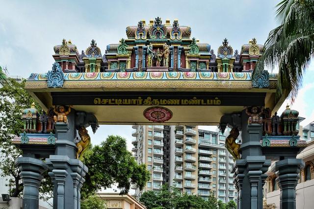 新加坡著名庙宇,承载新移民的历史,获颁国家徽章,成为城市新景点