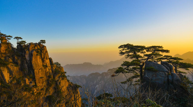 「原创诗词」刁节木 | 人生犹若登山路 往返如常大丈夫-黄山览景