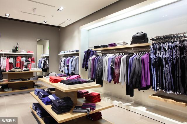 优衣库的海外开店史，不断从错误中学习，并进化生存下来