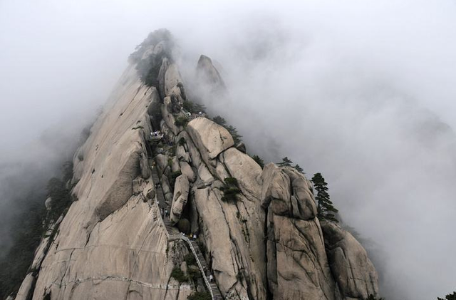 「原创诗词」刁节木 | 人生犹若登山路 往返如常大丈夫-黄山览景