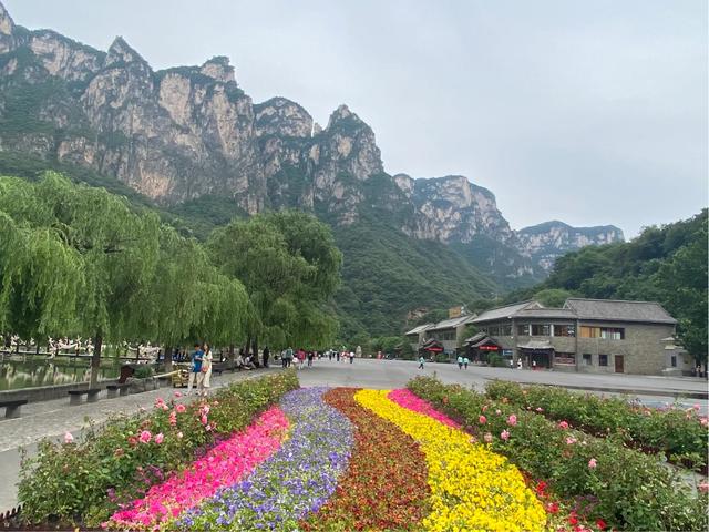 【20/5】13、云台山小寨沟广场是三景合一的多彩境界