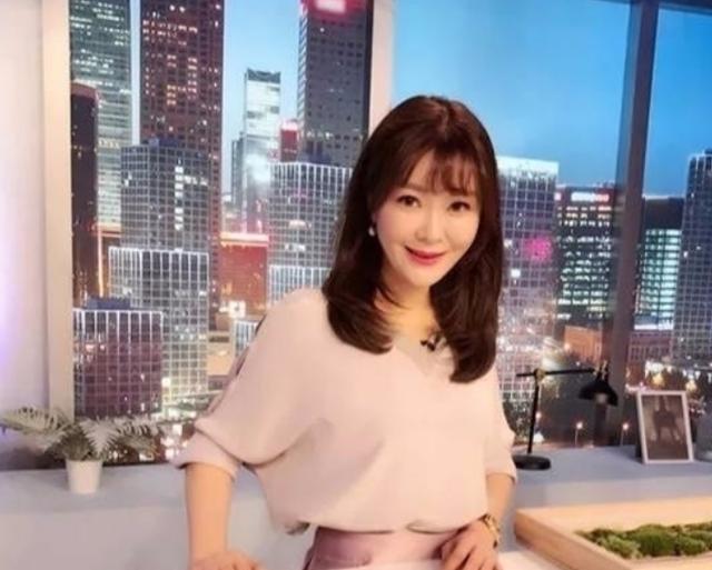 央视主持人女儿被同学欺负，妈妈的做法引得全网爆赞