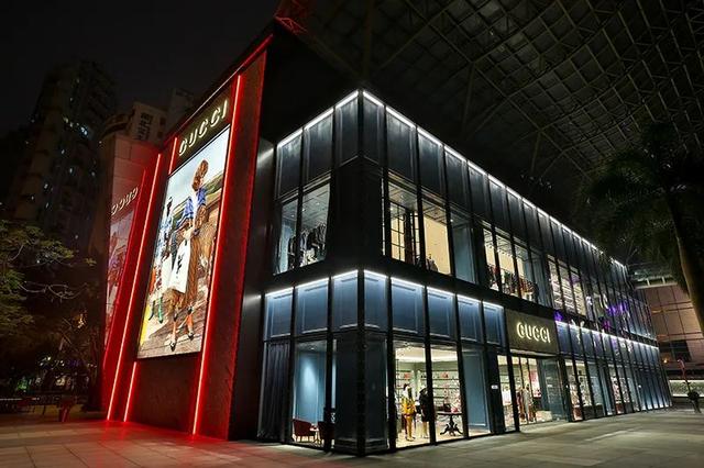 一周全球观察：西蒙复活49个mall、汽车影院一票难求、伊藤洋华堂路边卖货