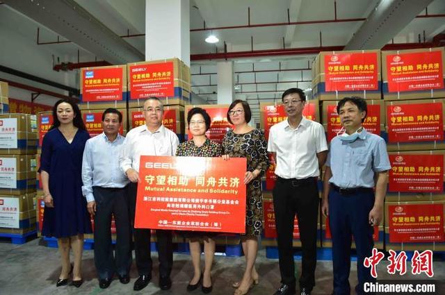 中企向东盟国家捐赠60万只医用口罩