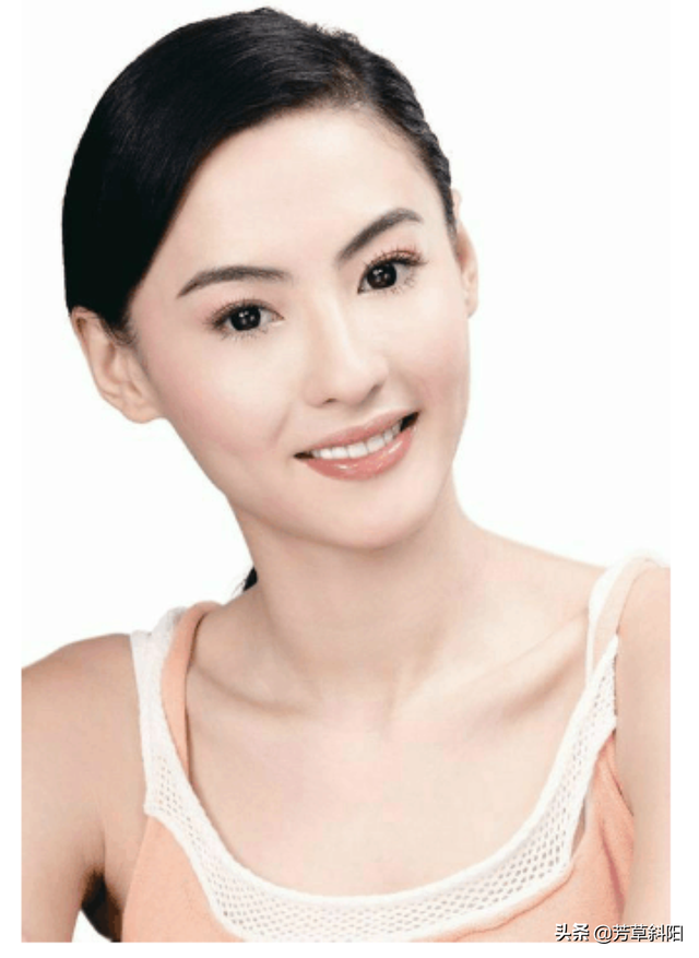 她是玉女掌门人，当红时嫁人，离婚后带着幼子生活，被称为女超人