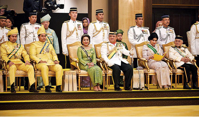 曾经的马来西亚属于中国？走进奇特的大马王室......