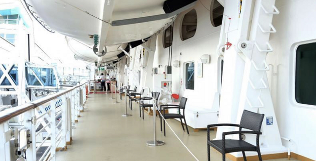 新加坡将两邮轮作为宿舍安置新冠肺炎痊愈外籍工人