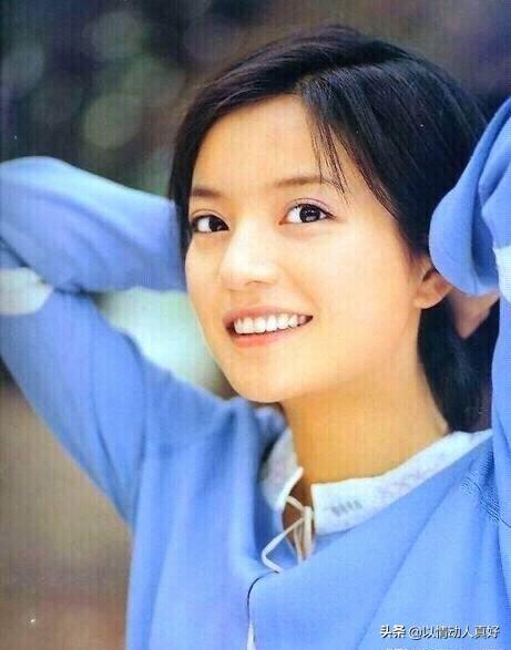 赵薇自曝：抛弃同床3年身价120亿小伙真相，为何嫁二婚带娃男人