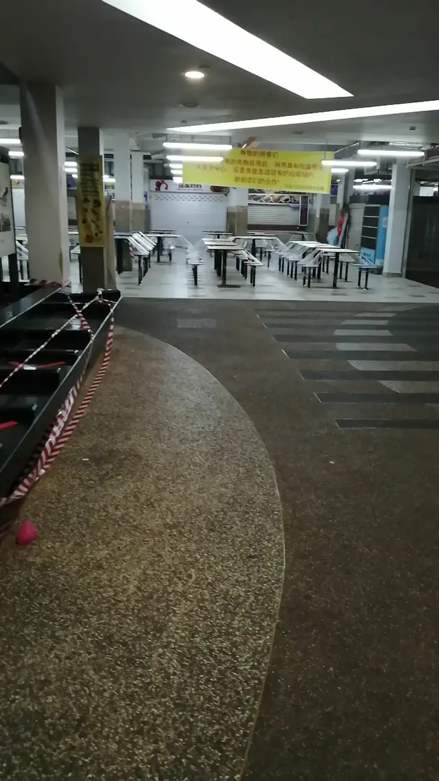 新加坡唐人街，珍珠坊的巴刹因为疫情都封闭了