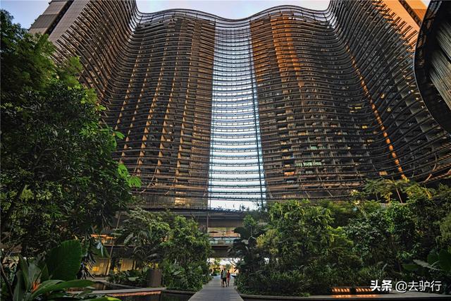 新加坡最顶级豪宅：一室一卫一间899万起步，贫穷限制了你的想象