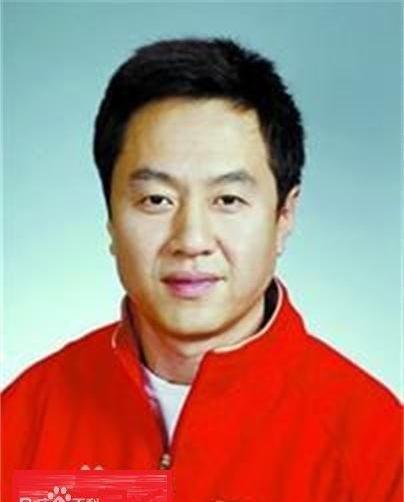 施之皓间接成就了新加坡女乒的团冠，毁了郭跃还娶了自己的徒弟