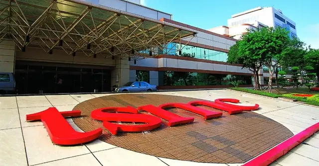 全球企业动态：英特尔台积电探讨在美建厂，苹果可能扩大印度生产