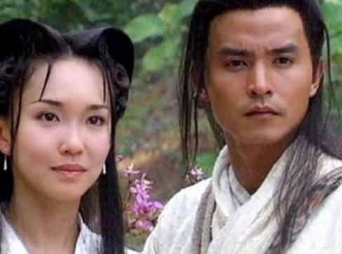 49岁“杨过”复出太惨！颜值暴跌老的快，娶“小龙女”还是赢家