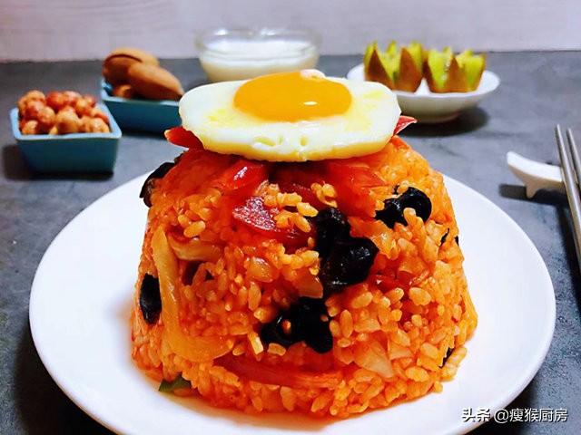 想吃泡菜炒饭不用买，教你在家自己做，粒粒饱满，味道不比明洞差
