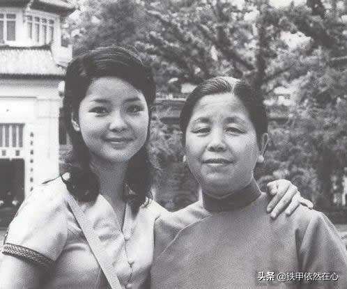 有中国人的地方，就有邓丽君的歌声：她猝逝于泰国清迈