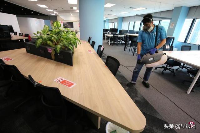 新加坡谨慎分阶段解封 对防范第二波疫情有多大作用？